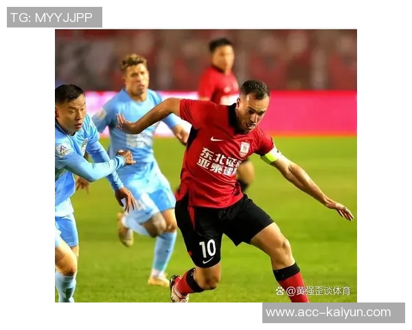 塞尔吉尼奥单刀破门助国安再度领先海牛比赛紧张激烈引人关注 塞尔吉尼奥单刀破门助国安再度领先海牛比赛紧张激烈引人关注