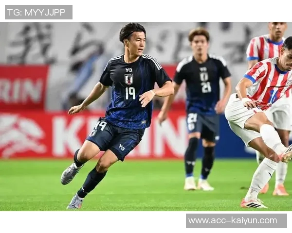 小川航基期待在与巴西队的较量中把握有限机会实现进球梦想