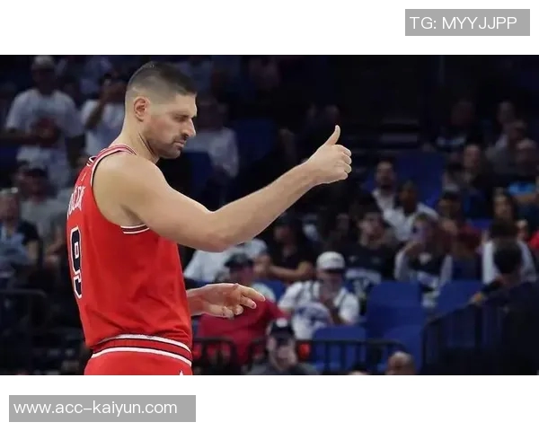 武切维奇谈文班的三分球能力让防守者感到无能为力