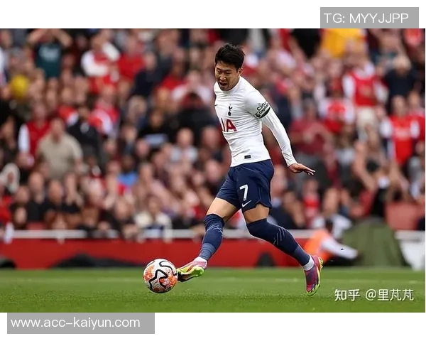 罗梅罗与孙兴慜重聚合影分享感慨球队传奇的深厚情谊